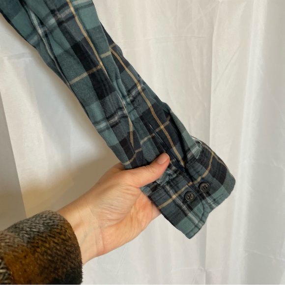 ST JOHNS BAY Men’s Green Blue Plaid Flannel Long Sleeve Size Medium - Picture 6 of 11